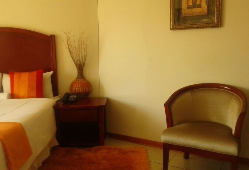 پانسیون Comfort Palace Guest House Francistown