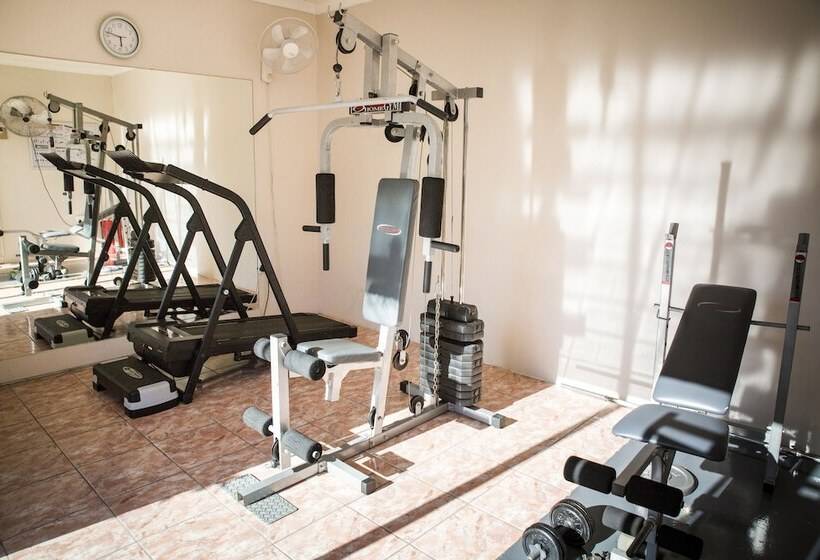 بنسيون Ons Dorpshuis Guest House