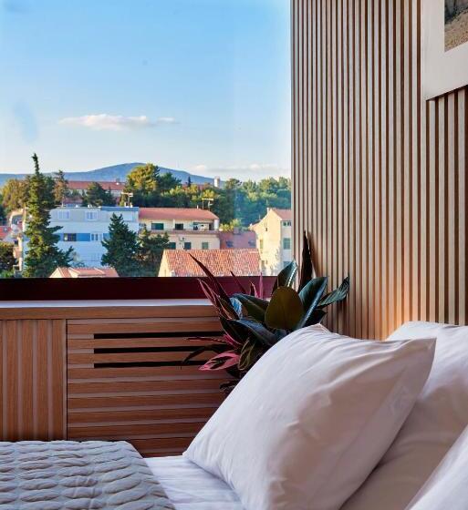 پانسیون Tower Rooms