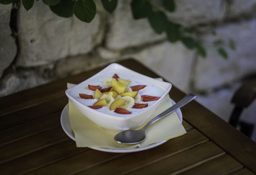 پانسیون Tower Rooms