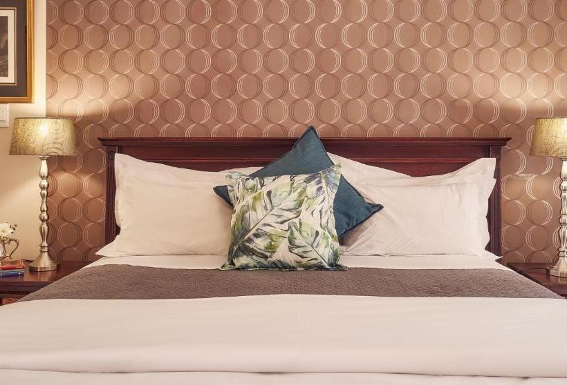 Пансион Upper House Guesthouse