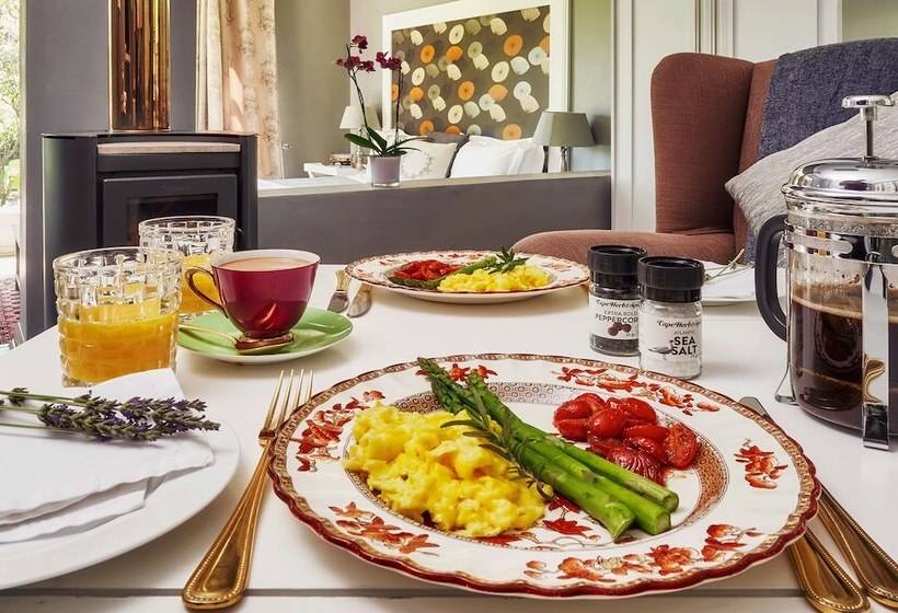 Пансион Upper House Guesthouse