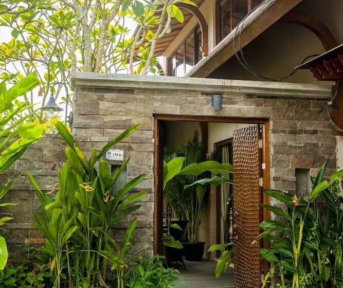 Puri Sabina Bed & Breakfast