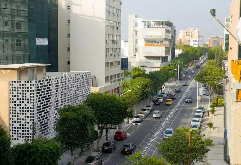 Seabreeze City Center Flat By Trulycyprus