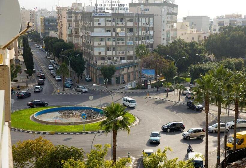 Seabreeze City Center Flat By Trulycyprus