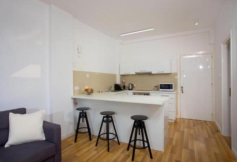 Seabreeze City Center Flat By Trulycyprus