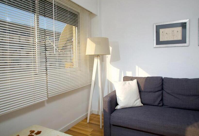 Seabreeze City Center Flat By Trulycyprus