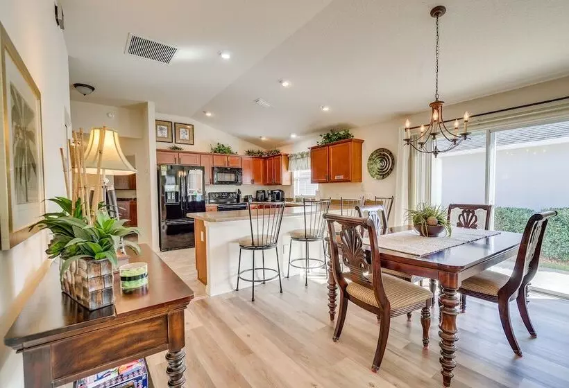 Screened Lanai & Grill: Home In The Villages