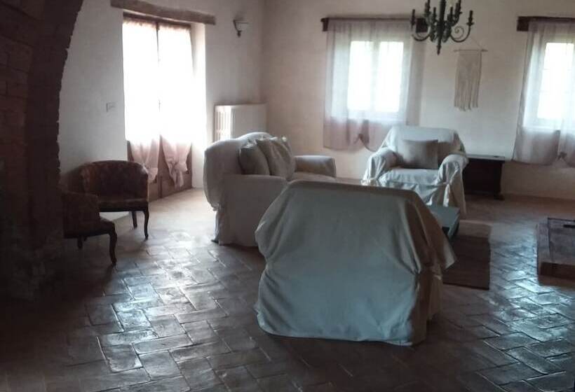 ベッドアンドブレックファースト Casale Ormano