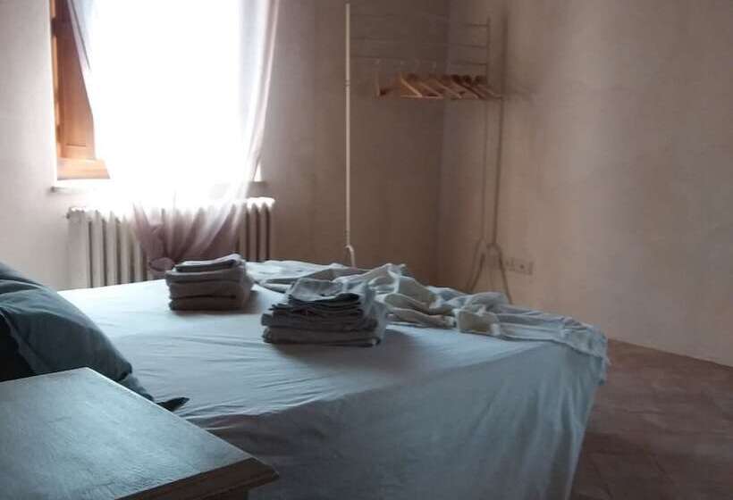 ベッドアンドブレックファースト Casale Ormano