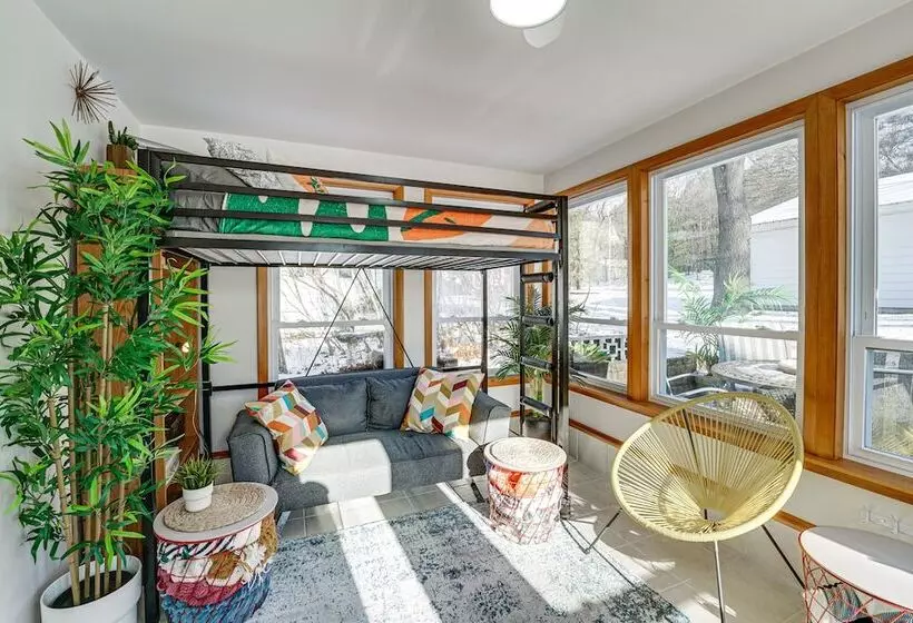 Bitely Cottage Rental: Fire Pit & Beach!