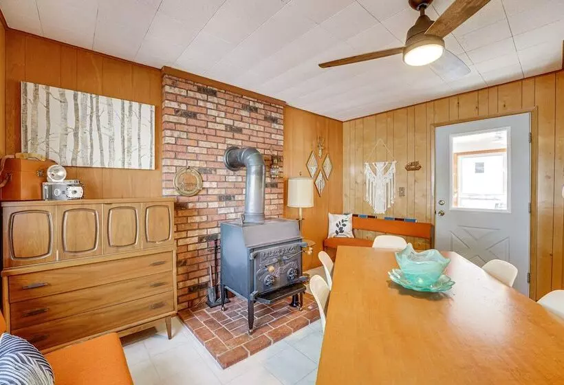 Bitely Cottage Rental: Fire Pit & Beach!