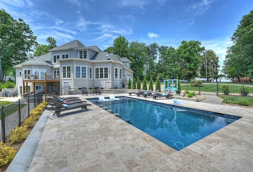 Bright Water Cove By Avantstay Saltwater Pool