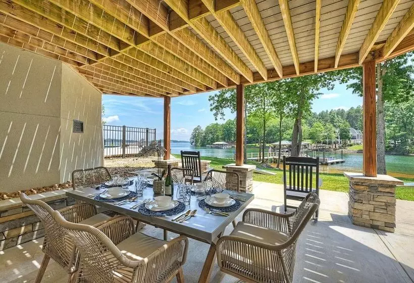 Bright Water Cove By Avantstay Saltwater Pool