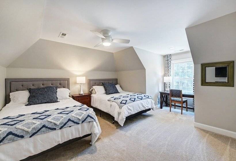 Bright Water Cove By Avantstay Saltwater Pool