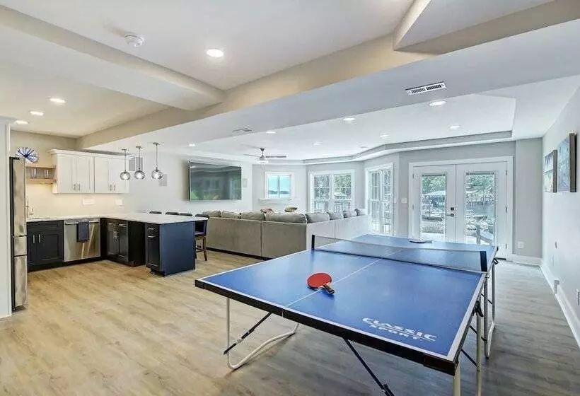 Bright Water Cove By Avantstay Saltwater Pool