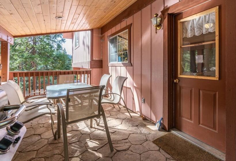 Cozy Bear South Charming 2bd Cabin In Yosemite!