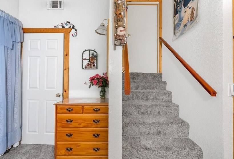 Cozy Bear South Charming 2bd Cabin In Yosemite!