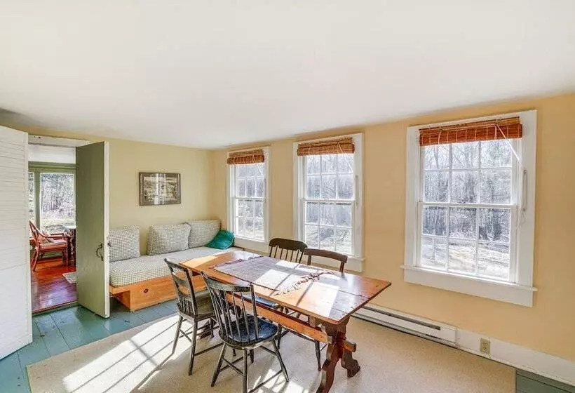 Cozy Berkshires Cottage W/ 11 Private Acres!