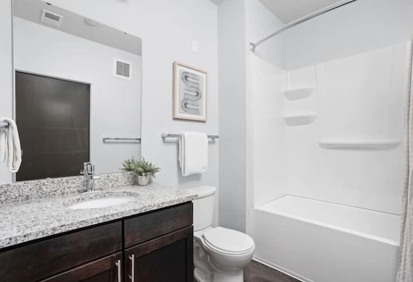 Cozysuites Stunning 4br Near Wholefoods