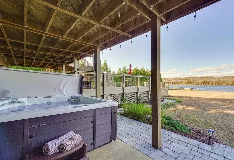 Decatur Oasis   Private Pool, Hot Tub & Deck!