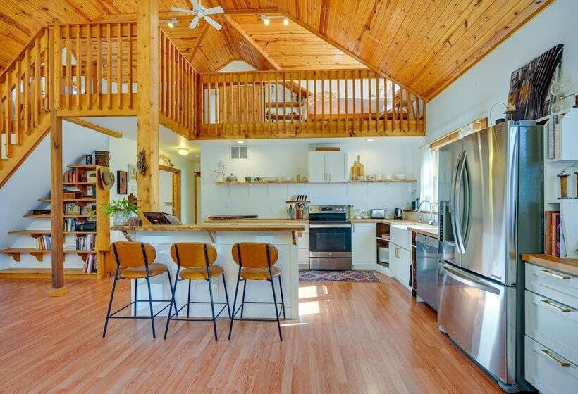 Delaware Wooded River Retreat W/ Views & More