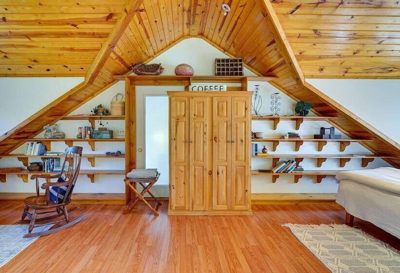 Delaware Wooded River Retreat W/ Views & More