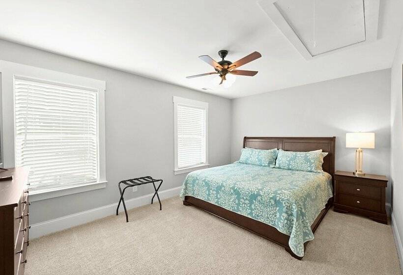 Dock Days By Avantstay Swimming Platform, Dock