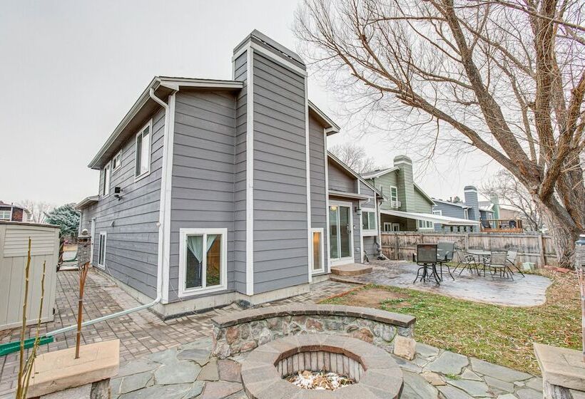 7 Mi To Downtown Denver: Family Home W/ Fire Pit!