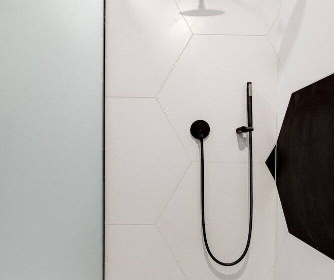 Otel Bent Inn & Pub – Premier Lgbtq Adults Only Resort