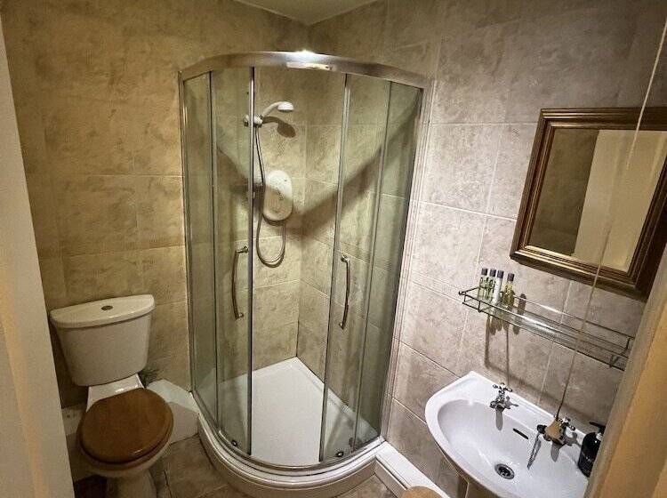 בית מלון כפרי Central Bath Georgian Rooms