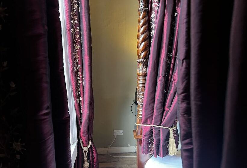 בית מלון כפרי Central Bath Georgian Rooms