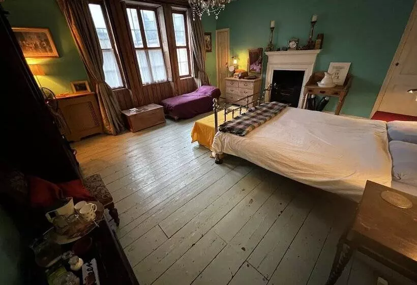 هتل Central Bath Georgian Rooms