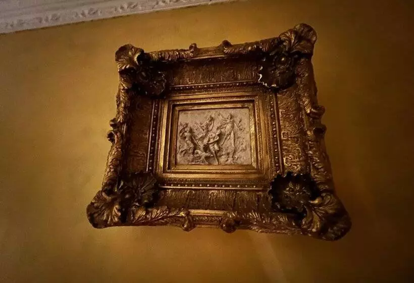 هتل Central Bath Georgian Rooms