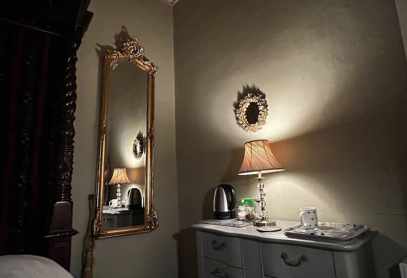 בית מלון כפרי Central Bath Georgian Rooms