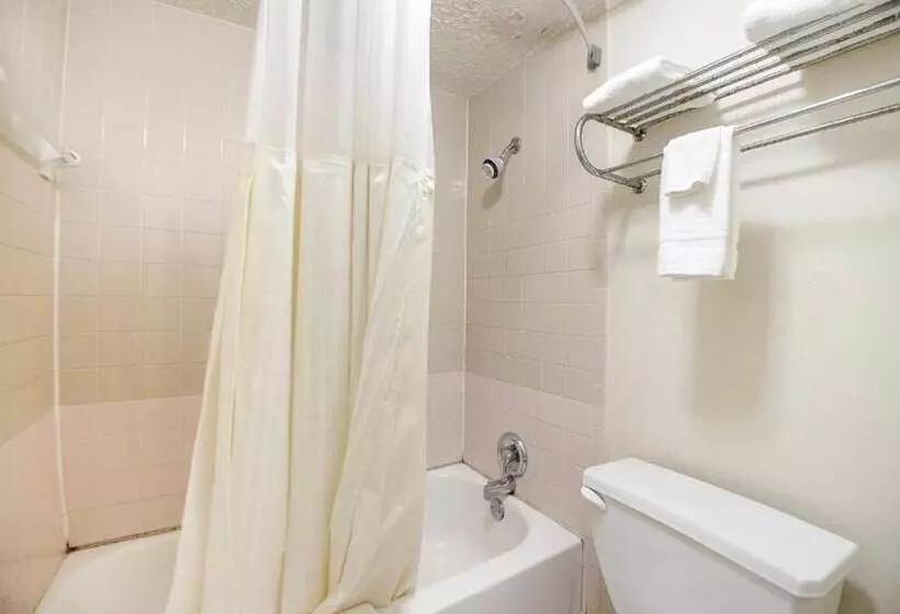 Hotelli O Daylight Inn Elkhart I-90, In