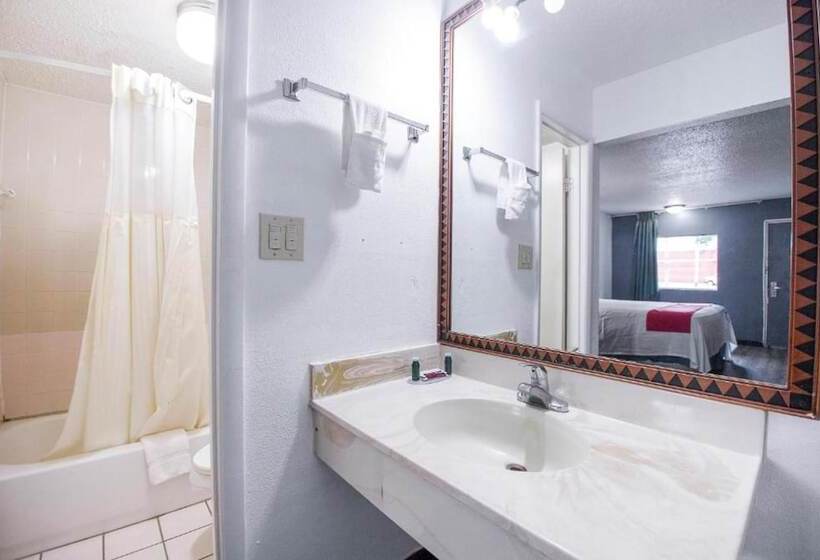 فندق O Daylight Inn Elkhart I-90, In