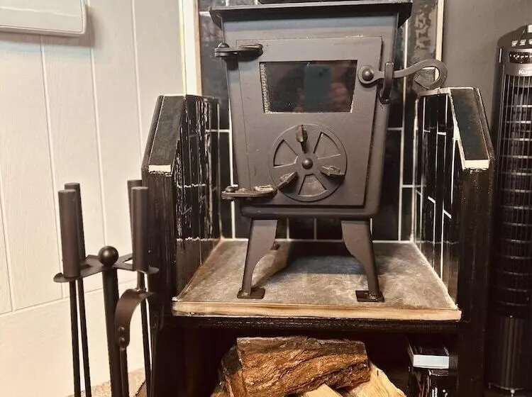 Hotelli Stunning 1 Bed Luxury Lodge On Teign River