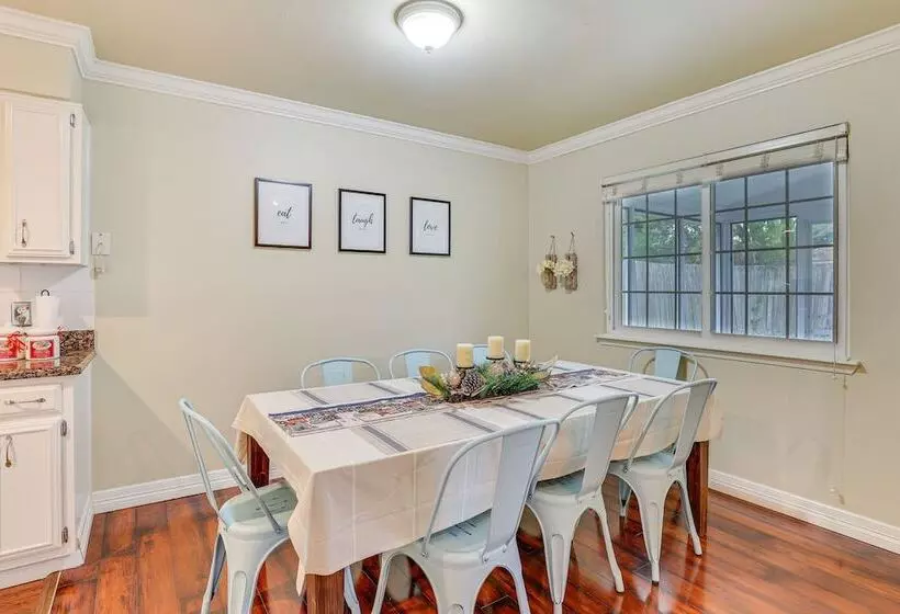 Houston Home W/ Screened Porch, Near Sugar Land!