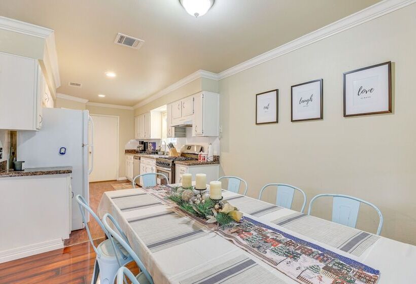 Houston Home W/ Screened Porch, Near Sugar Land!