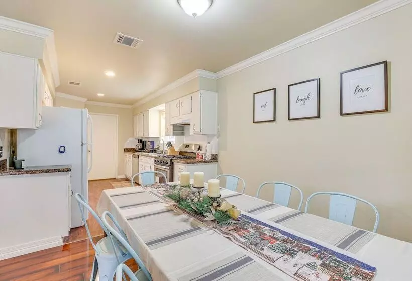 Houston Home W/ Screened Porch, Near Sugar Land!