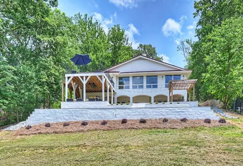 Hummingbird Home By Avantstay Boat House + Dock