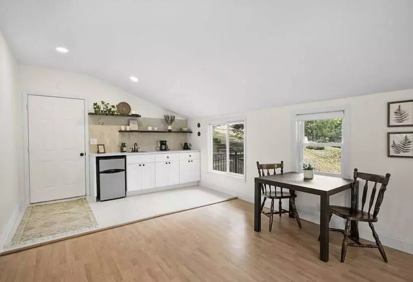 Hummingbird Home By Avantstay Boat House + Dock