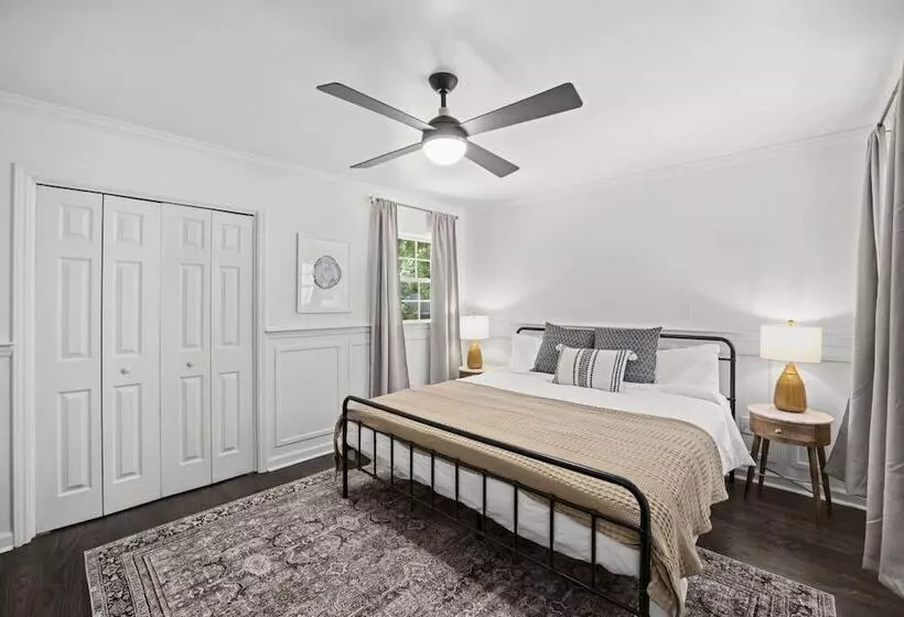 Hummingbird Home By Avantstay Boat House + Dock