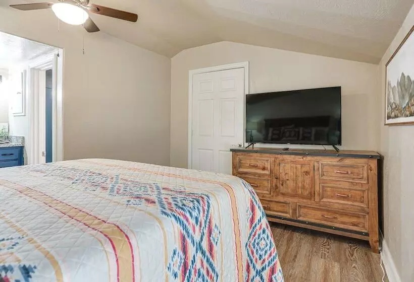 ~ 3 Mi To Lake Texoma: Kingston Family Retreat