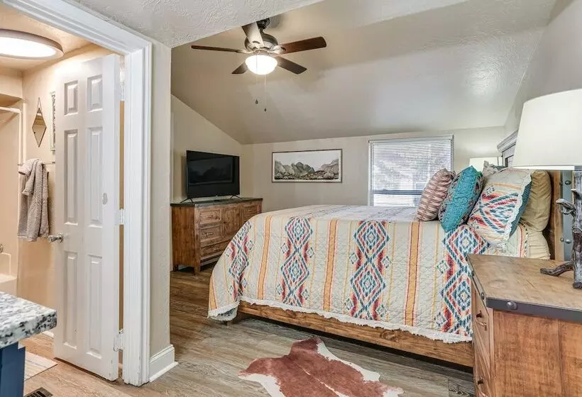 ~ 3 Mi To Lake Texoma: Kingston Family Retreat