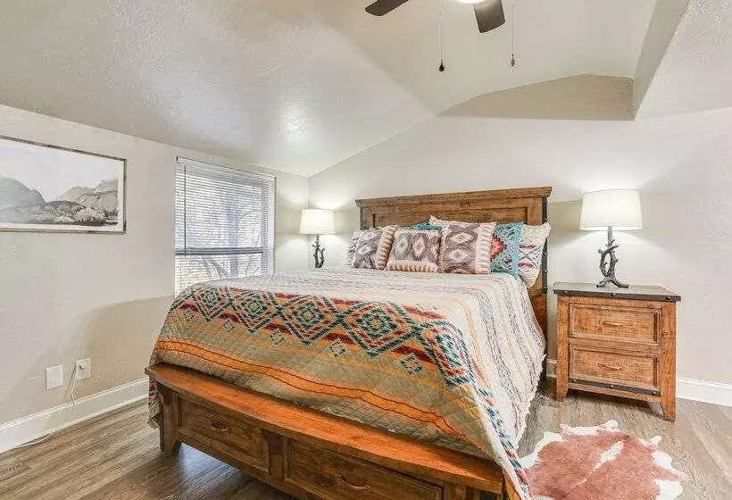 ~ 3 Mi To Lake Texoma: Kingston Family Retreat