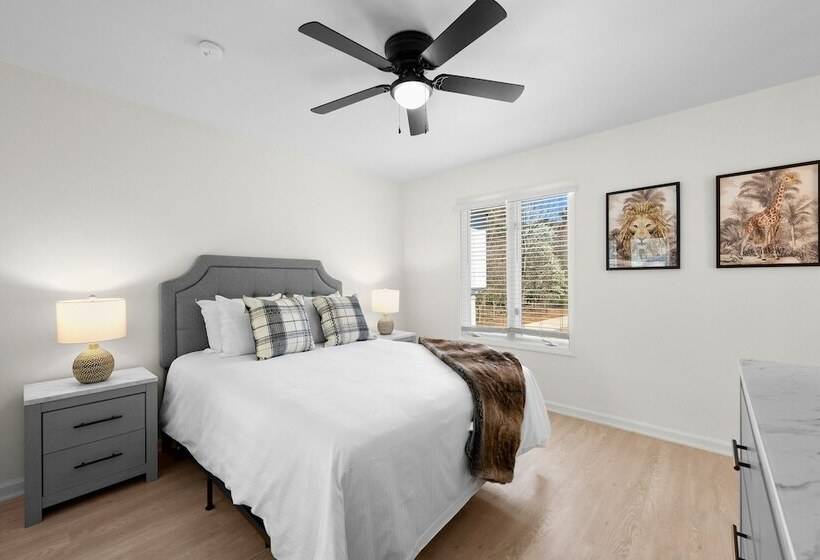 Knotty Pines By Avantstay Lake Views, Renovated