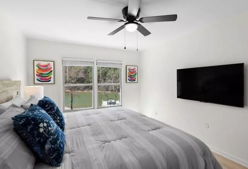 Knotty Pines By Avantstay Lake Views, Renovated