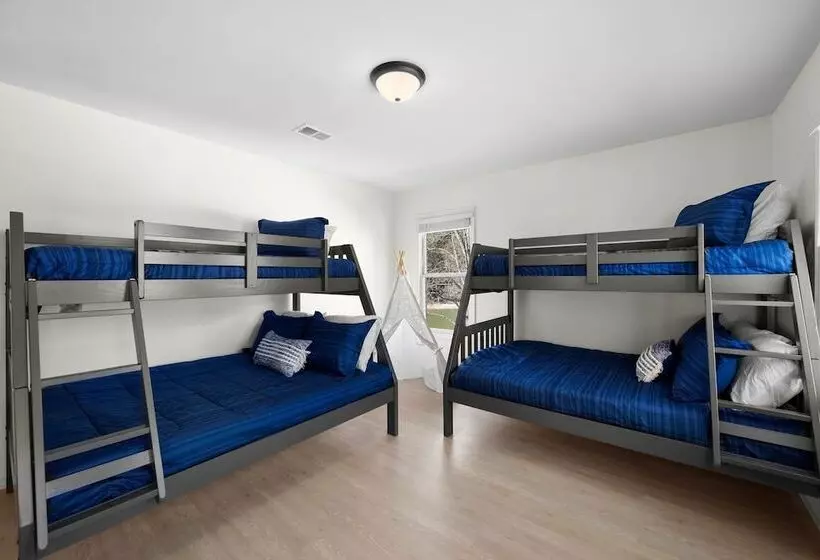 Knotty Pines By Avantstay Lake Views, Renovated